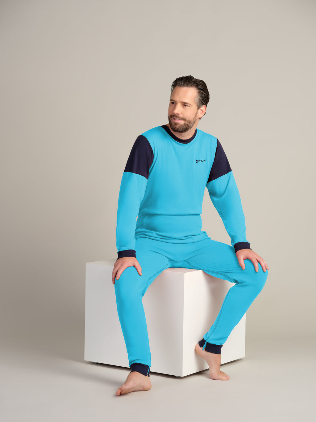 Hel drakt uten føtter, trikot, med glidelås bak og i skrittet (1011)