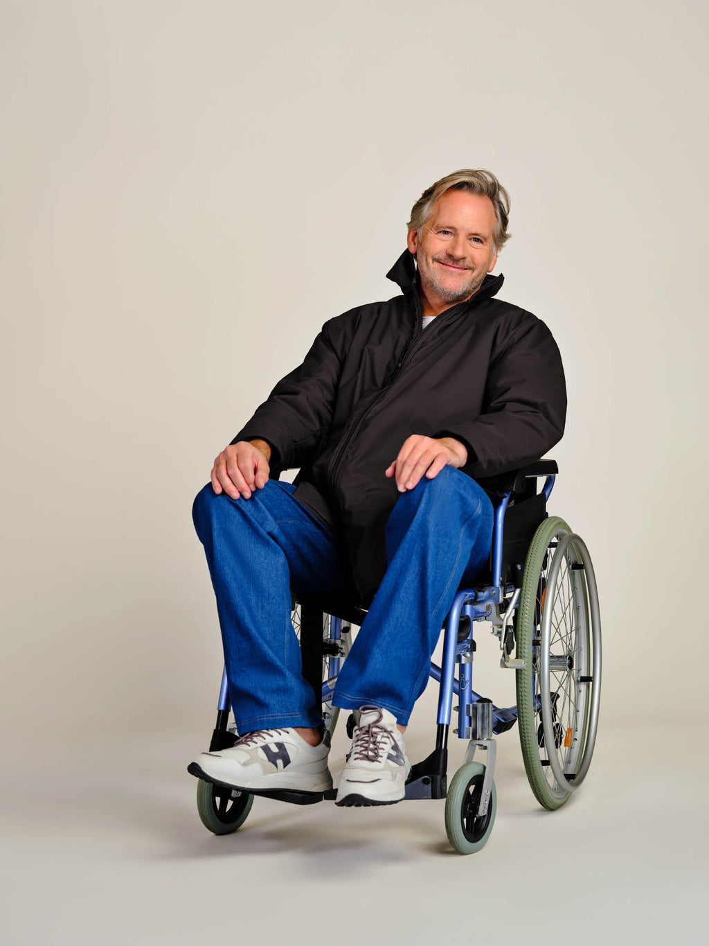 Vinterjakke med kort rygg (7329)